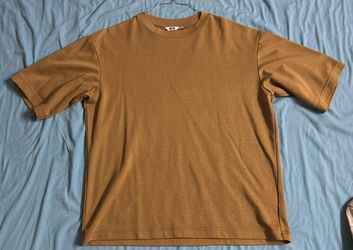 Uniqlo Airism Tee
