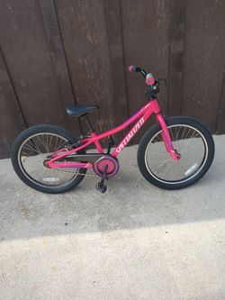 2022 Specialized Riprock 20" kids bike