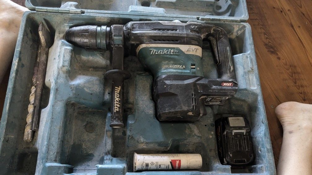 makita 40v xgt sds max rotary drill grh05