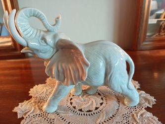 Porcelain elephant