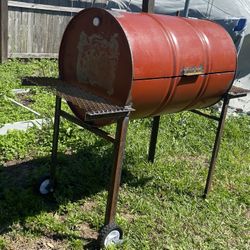 steel drum smoker/grill