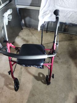 Walker with seat