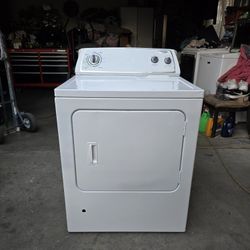 Gas Dryer / Secadora De Gas