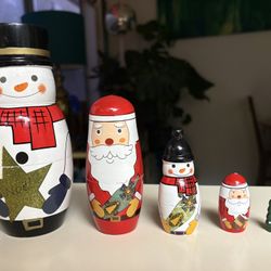 Christmas Russian Nesting Dolls