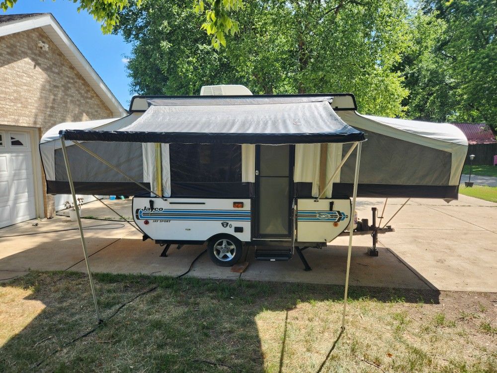 2017 Jayco Jay sport 10sd Camper Trailer
