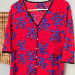 WOMENS ETHNIC FULL LENGTH DRESS IN A LARGE SIZE SOLD IN AS IS CONDITION