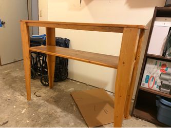 Pine entry way table