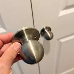 🔥 SCHLAGE PASSAGE DOOR KNOBS – SET OF 2 – ONLY $25! 🔥