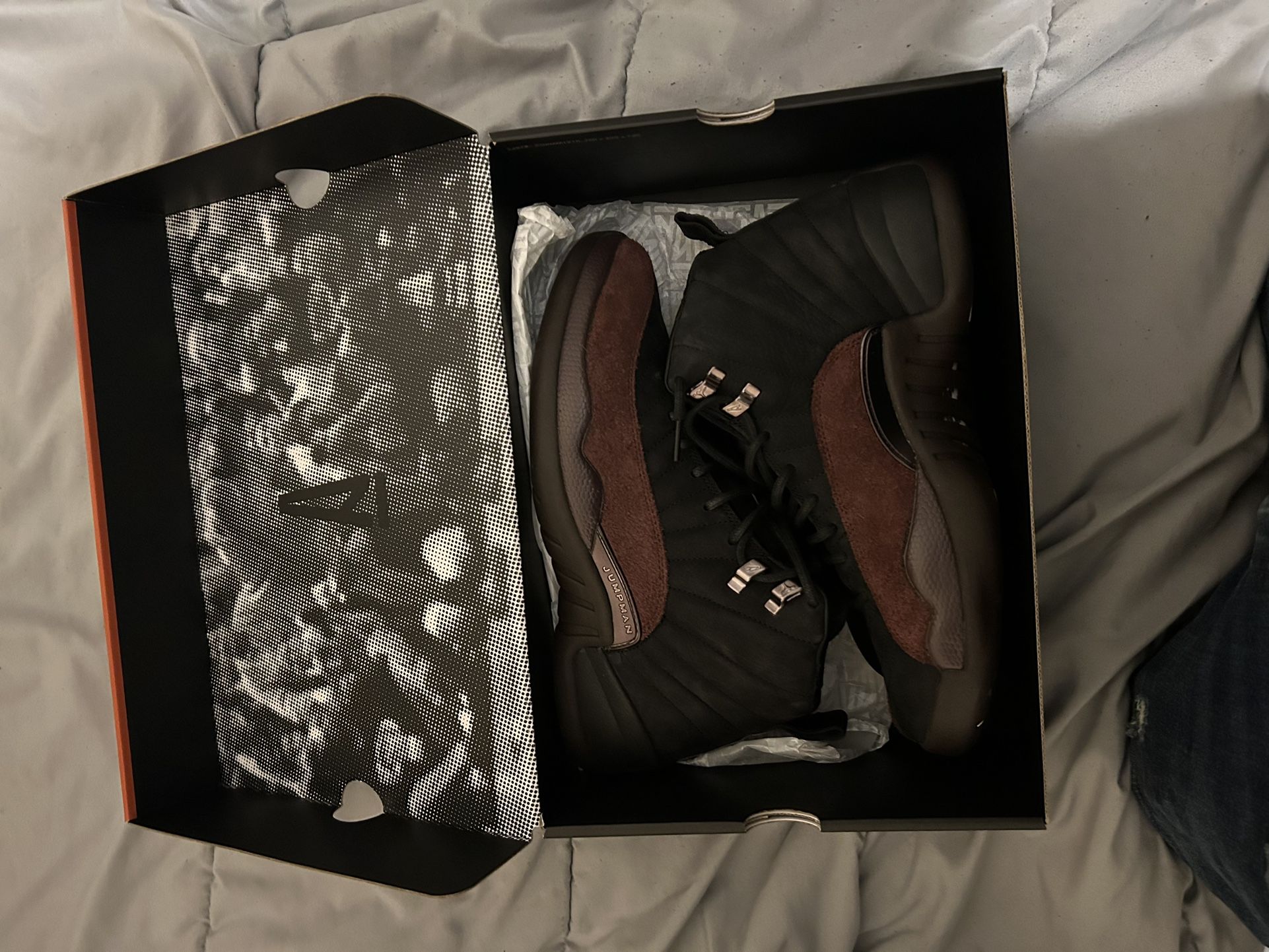Jordan 12 Ma Maniere