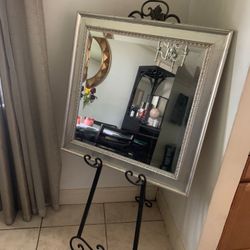 Beautiful Metal Easel stand with mirror 