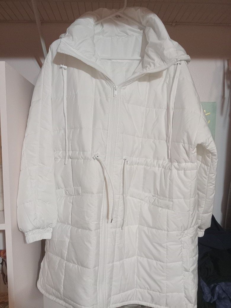 Womens All White Full Length Hooded Puffer Jacket Size Large New Without Tags 