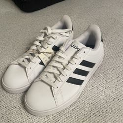 Adidas Superstar Women’s 6  