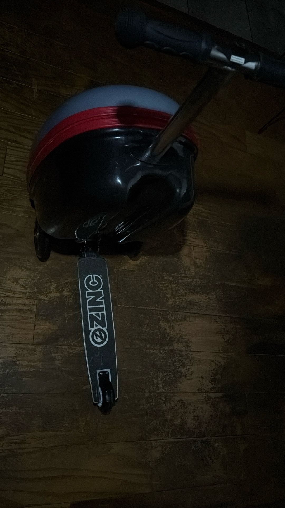 Zinc Flxte Little Sark Case Scooter In good Condictions