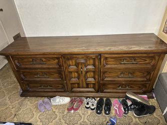 Dresser $40