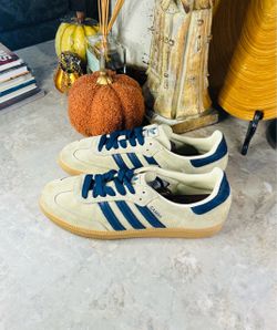 adidas Samba Low Top Suede Sneakers Beige/Blue Lace Up Men US 10.5 AJS3533