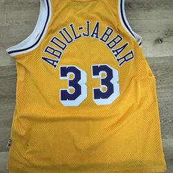 Kareem Abdul Jabbar LA Lakers Size XL Adidas Jersey