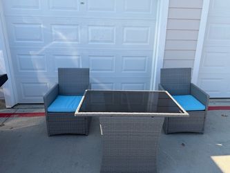3-Piece Outdoor Wicker Patio Furniture Set