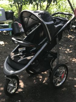 Graco brand scroller
