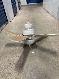 Harbor Breeze Classic Style 36-in White Ceiling Fan