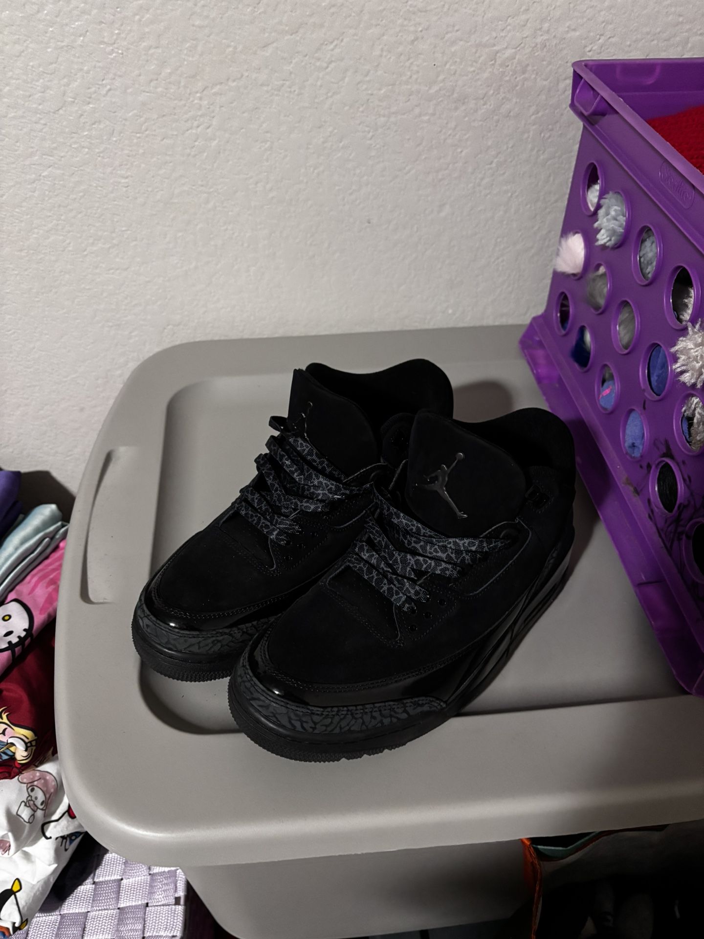 Jordan 3 black cats size 9.5