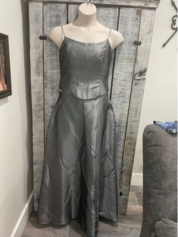 ASPEED silver top and long skirt set size 15/16 XL