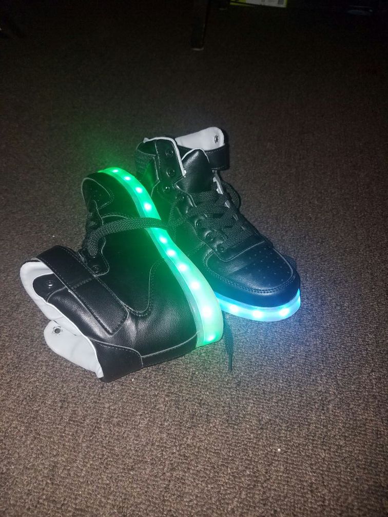 Hoverkicks shoes shop