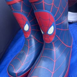 Rain boots spider man Kids Size 10  