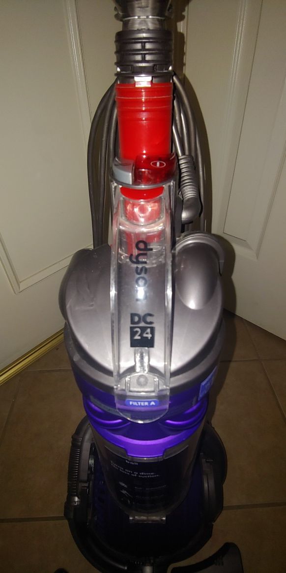 Dyson DC24 Animal