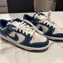 Nike Basketball Shoe