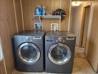 LG Front Load Washer/Dryer