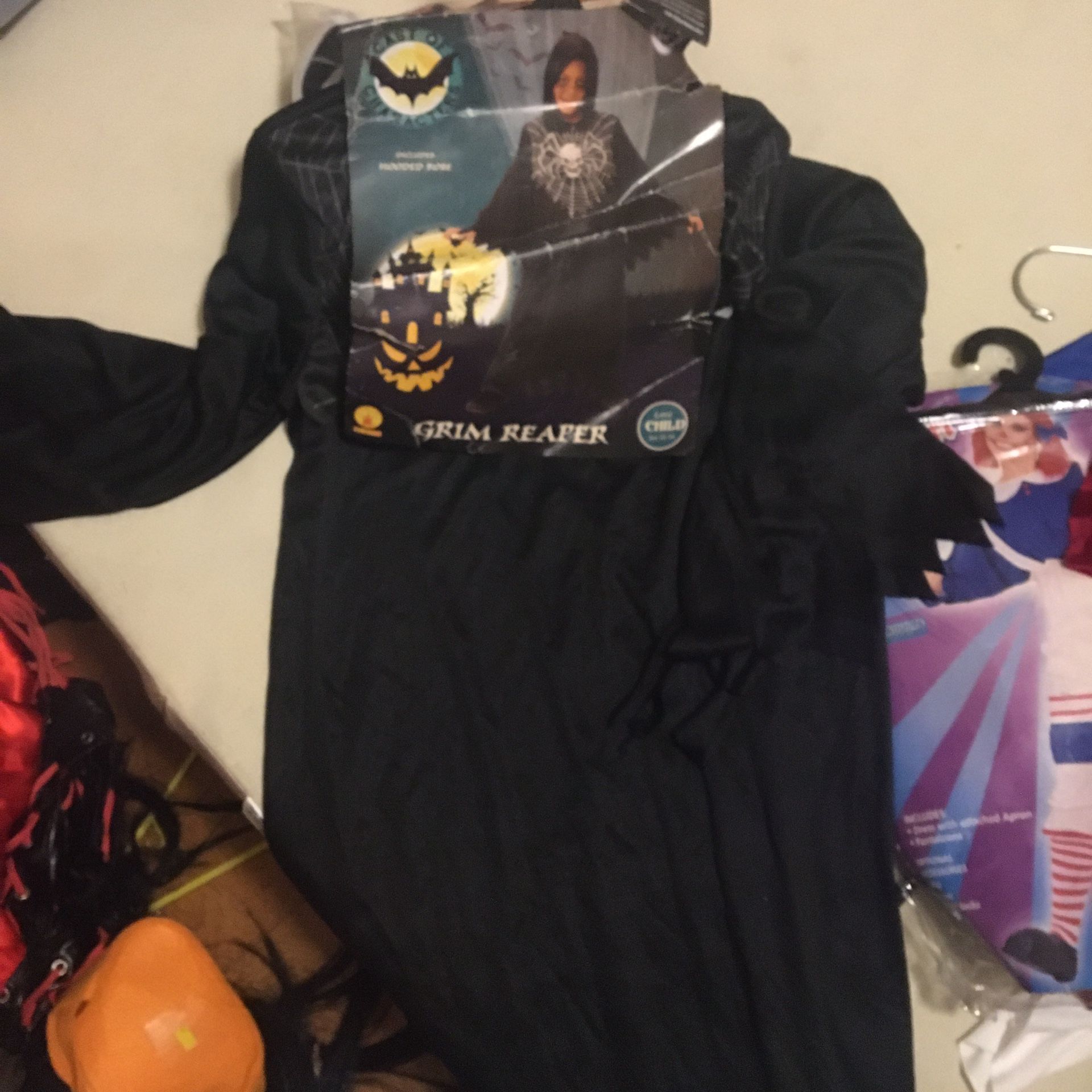 &&HALLOWEEN COSTUMES && for Sale in Fayetteville, NC OfferUp