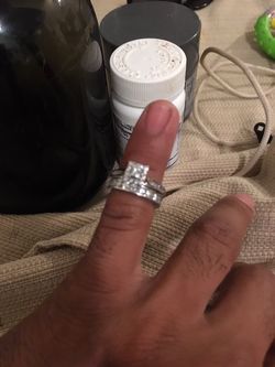 Wedding rings/ anillo de compromiso