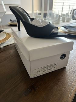 Brand New Women's Black Heels Size 7