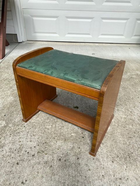 Antique bedroom set