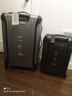 Tumi luggage suitcases2