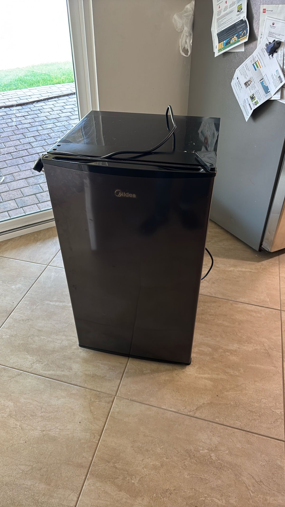 Mini Fridge 