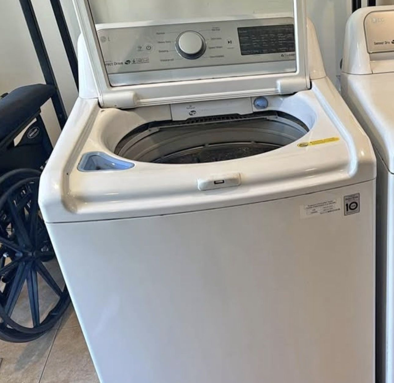 LG 27” Glass Top Smart Washer