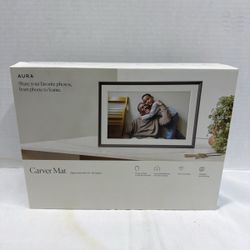 Aura Digital Picture Frame - 10.1" HD Mat Display | Wirecutter's Best Digital
