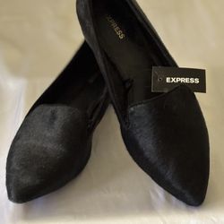 Express Brand Sz 9 Black Calf Hair Dress shoes Retail 79.00 - Beautiful Condition 