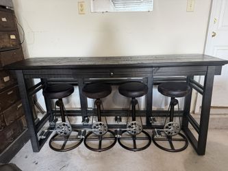 Console Bar Table W/4 Industrial Bar stools