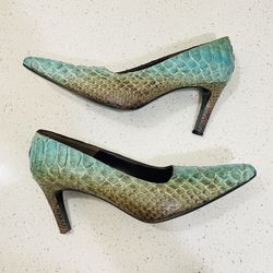 Salvatore Ferragamo Turquoise Leather Snake Skin Heel Pumps Shoes Sz 10B