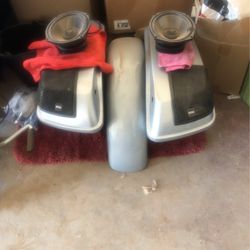 off Of, 2023 Road Glide 6/9 speakers,front fender and bags with no hard war