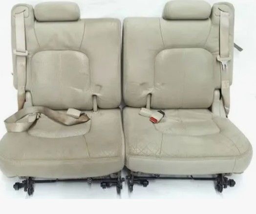 Left And Right Pair Of GMC 2003 Yukon 3rd Row Seats