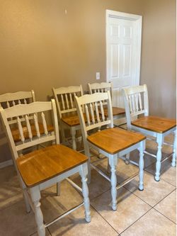 Solid Real Wood Oak Table – Great DIY Project – $80