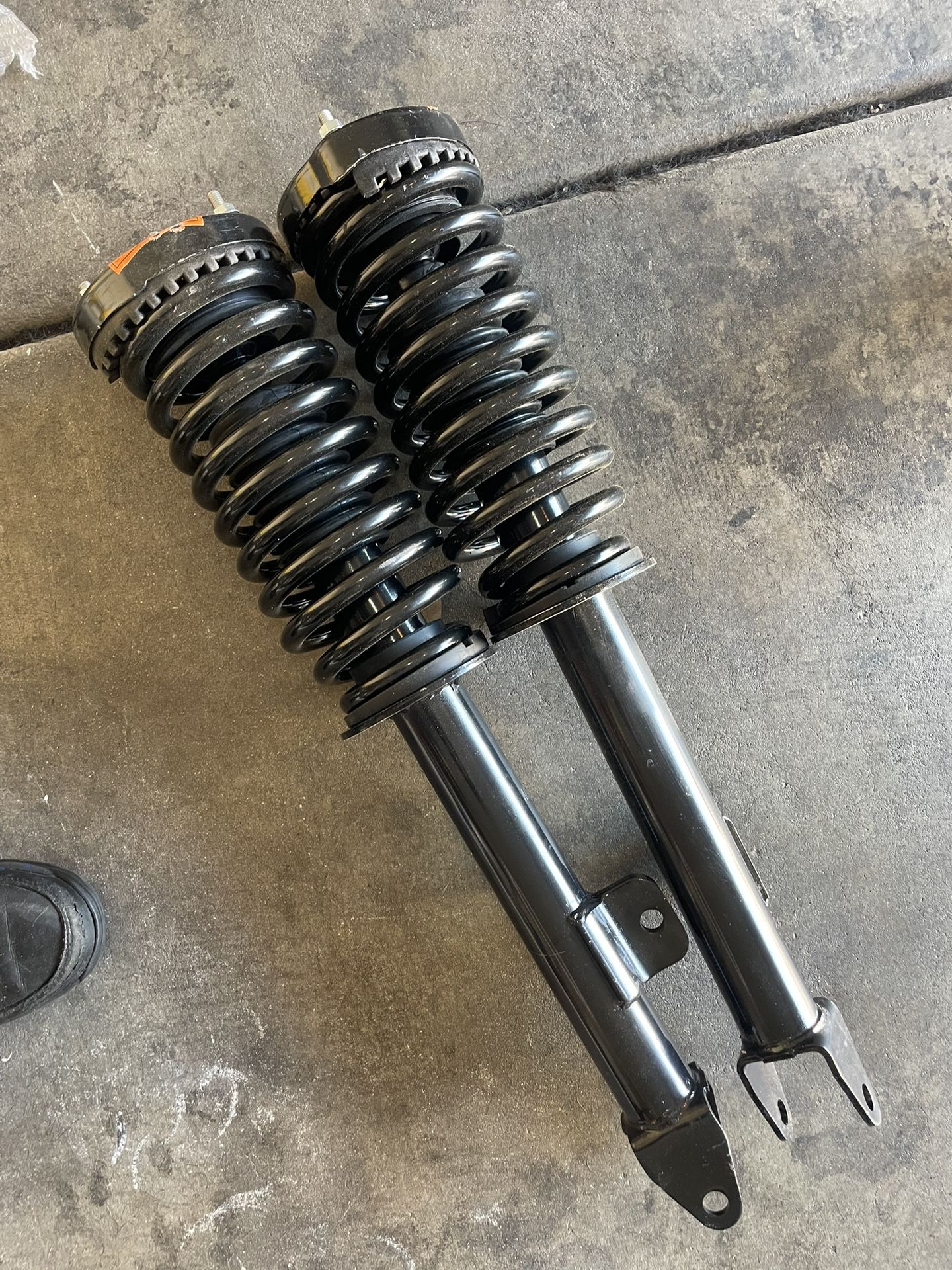Coils Springs & Suspension Strut