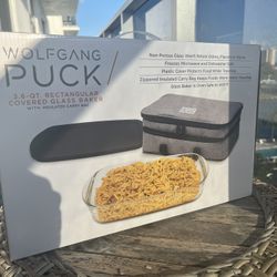 GLASS BAKER AND COVER 