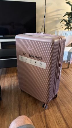 NEW 32” Hurley & Nine West Large Suitcases – Never Used
