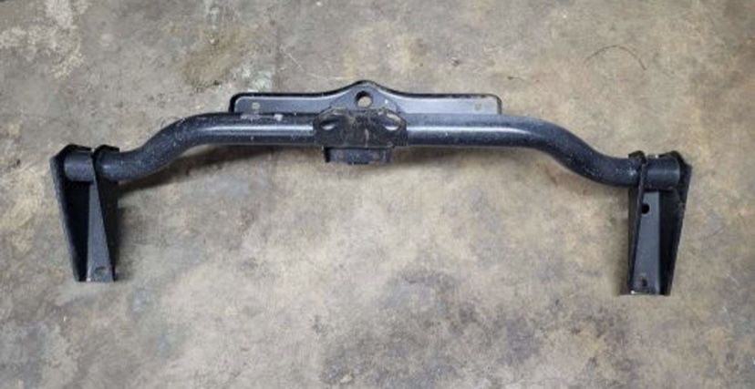 GM Trailer Hitch Platform
