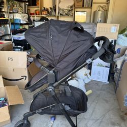 Evenflo Pivot Strollee