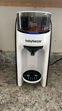 Baby brezza formula dispenser